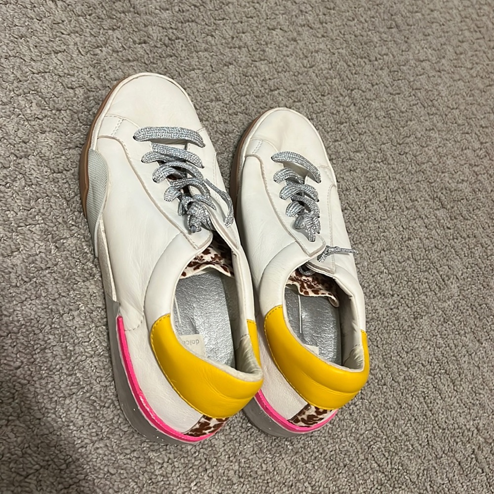 Cute sneakers dolce vita